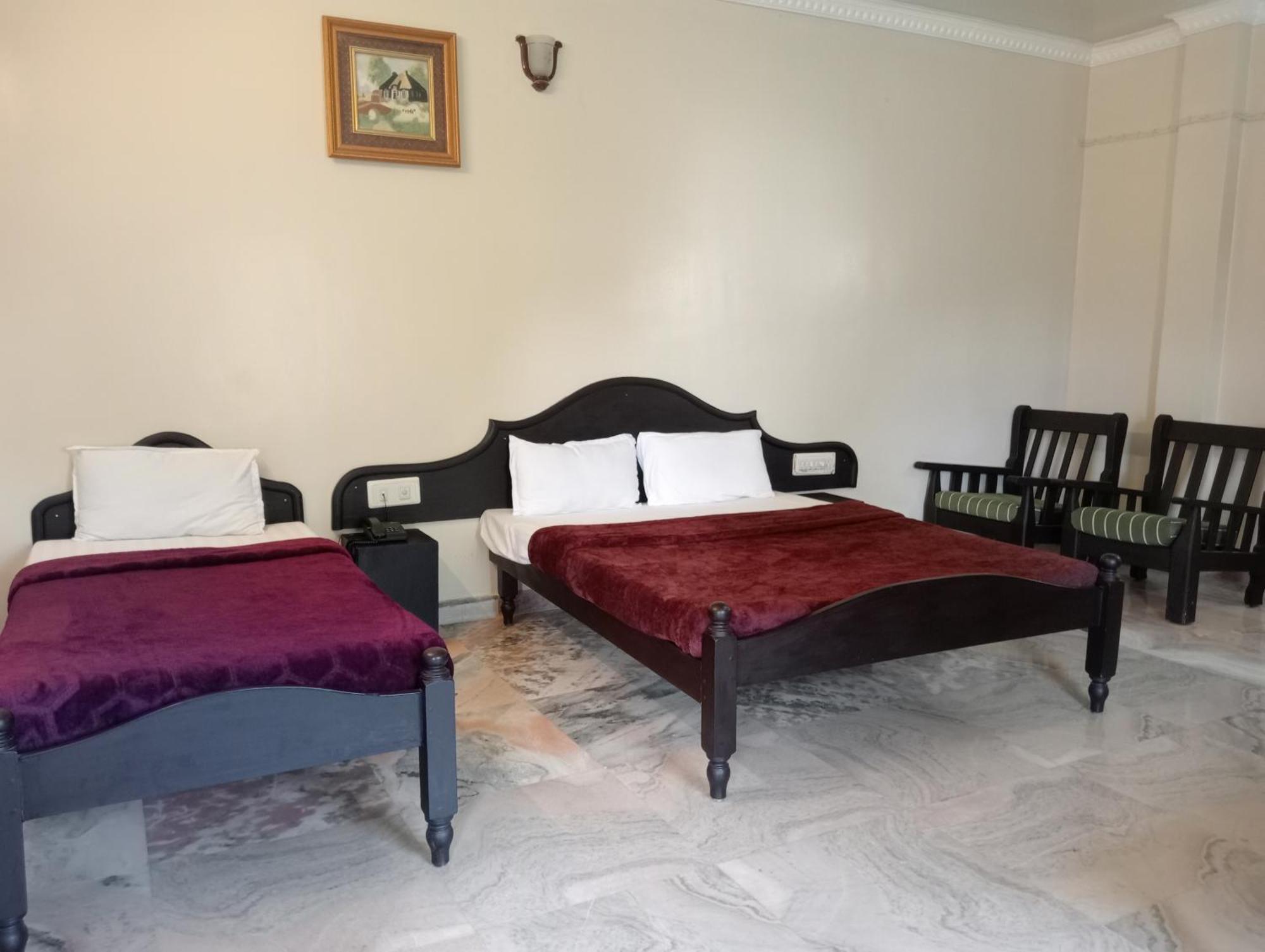 Hotel Hill Town Coorg マディケーリ エクステリア 写真