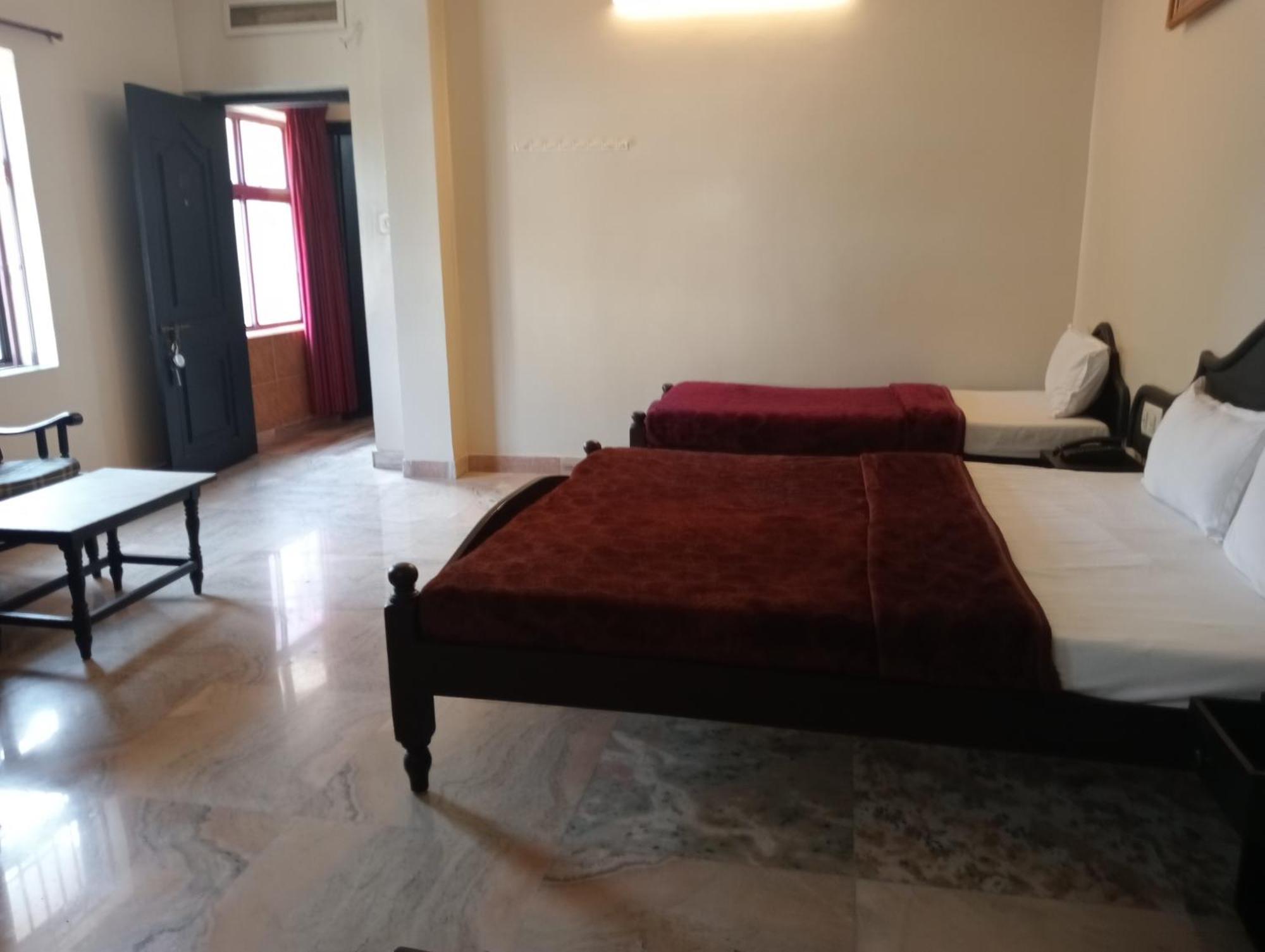 Hotel Hill Town Coorg マディケーリ エクステリア 写真