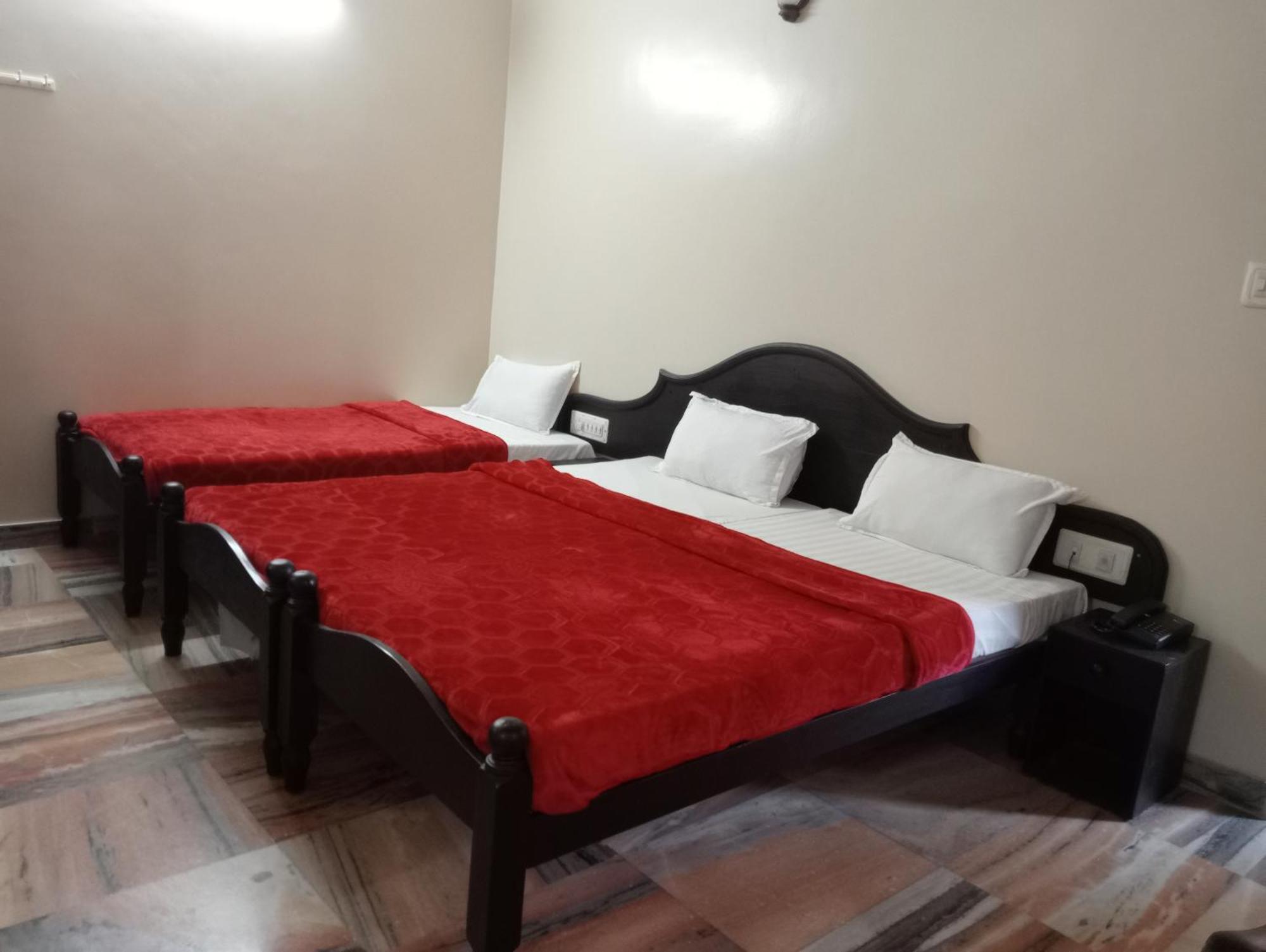 Hotel Hill Town Coorg マディケーリ エクステリア 写真